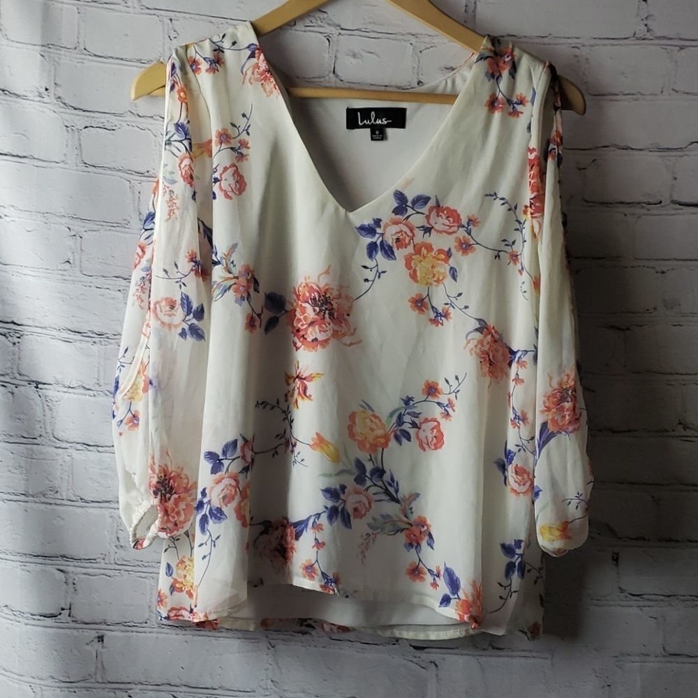 Lulu's Floral Top